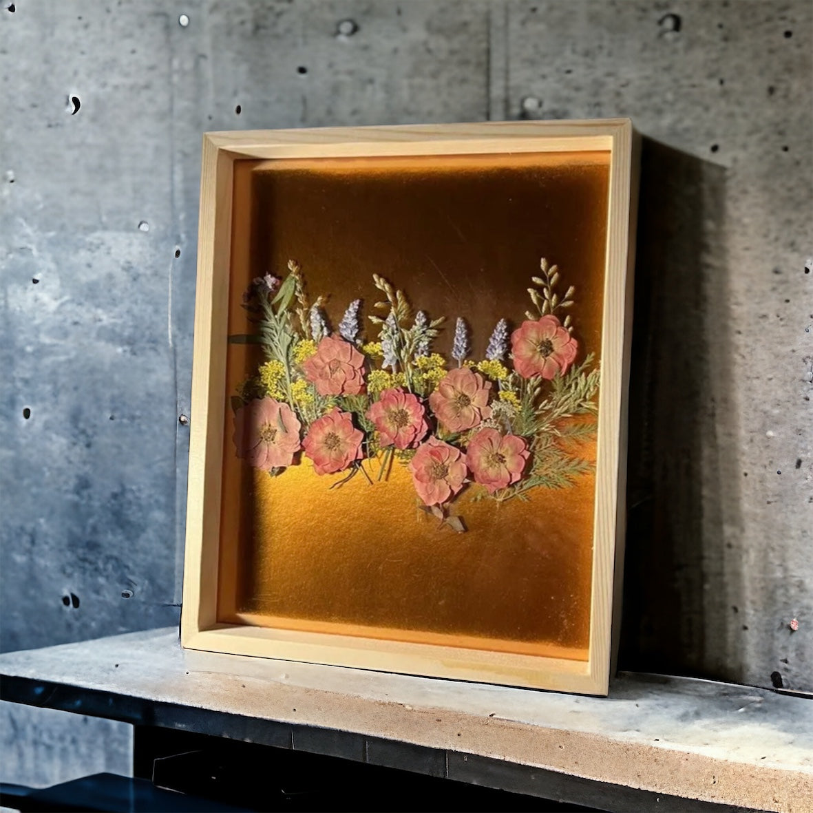 Arte floral en bronce